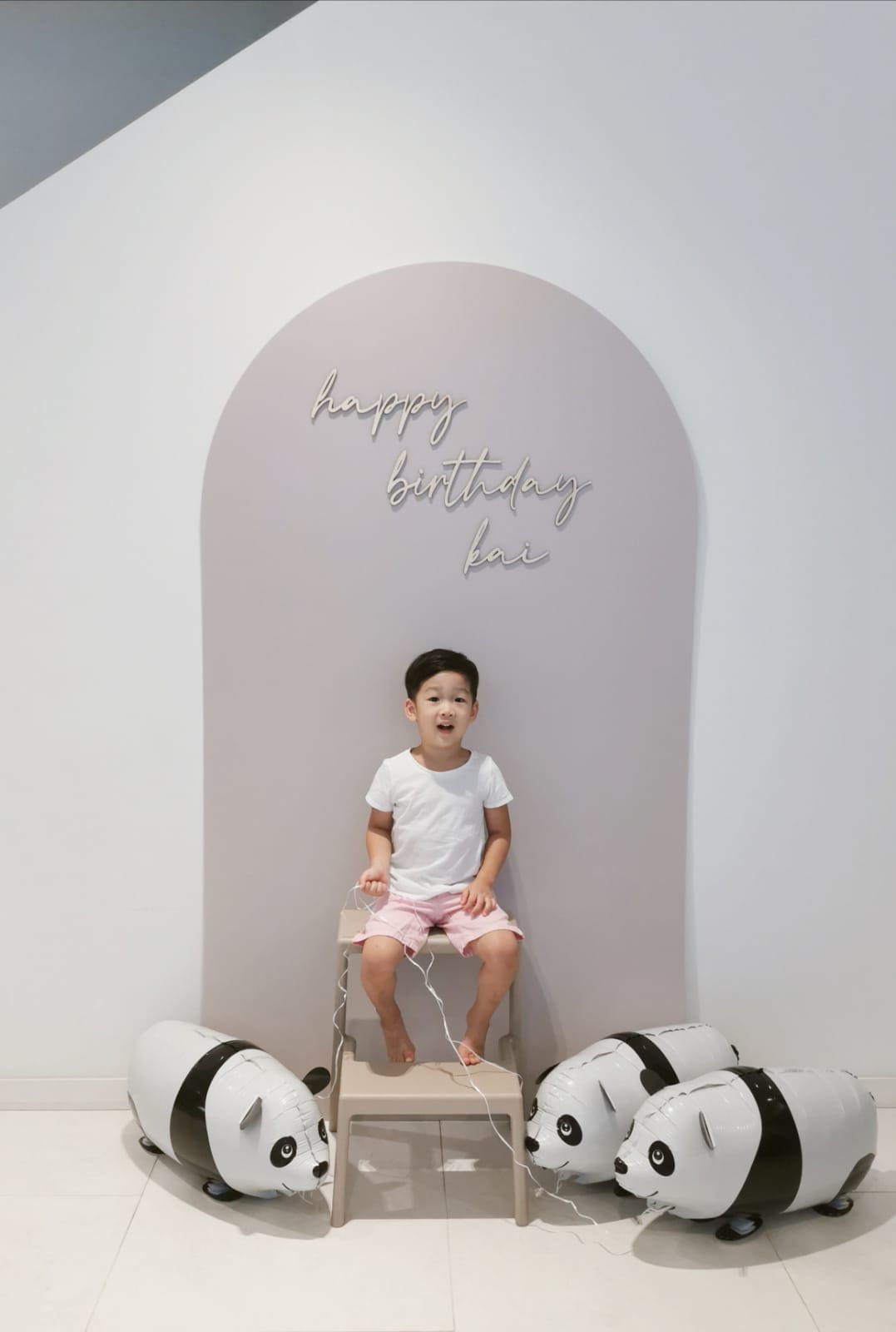 Backdrop Signage (Cursive) - Ohfriday!